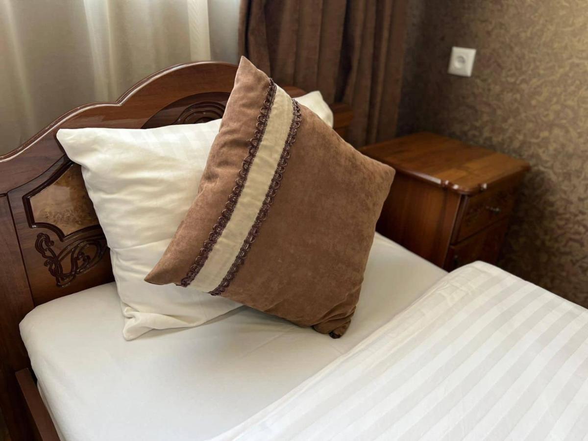 Zangezur Hotel Goris Extérieur photo