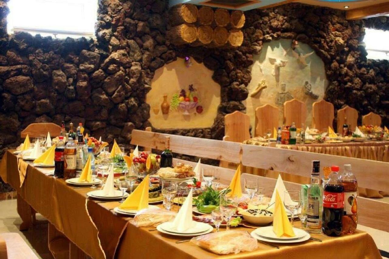 Zangezur Hotel Goris Extérieur photo